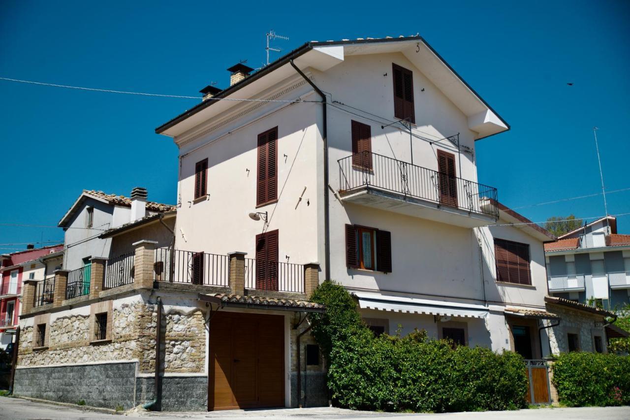 Bed and Breakfast La Casa Di Cristina Commino Esterno foto