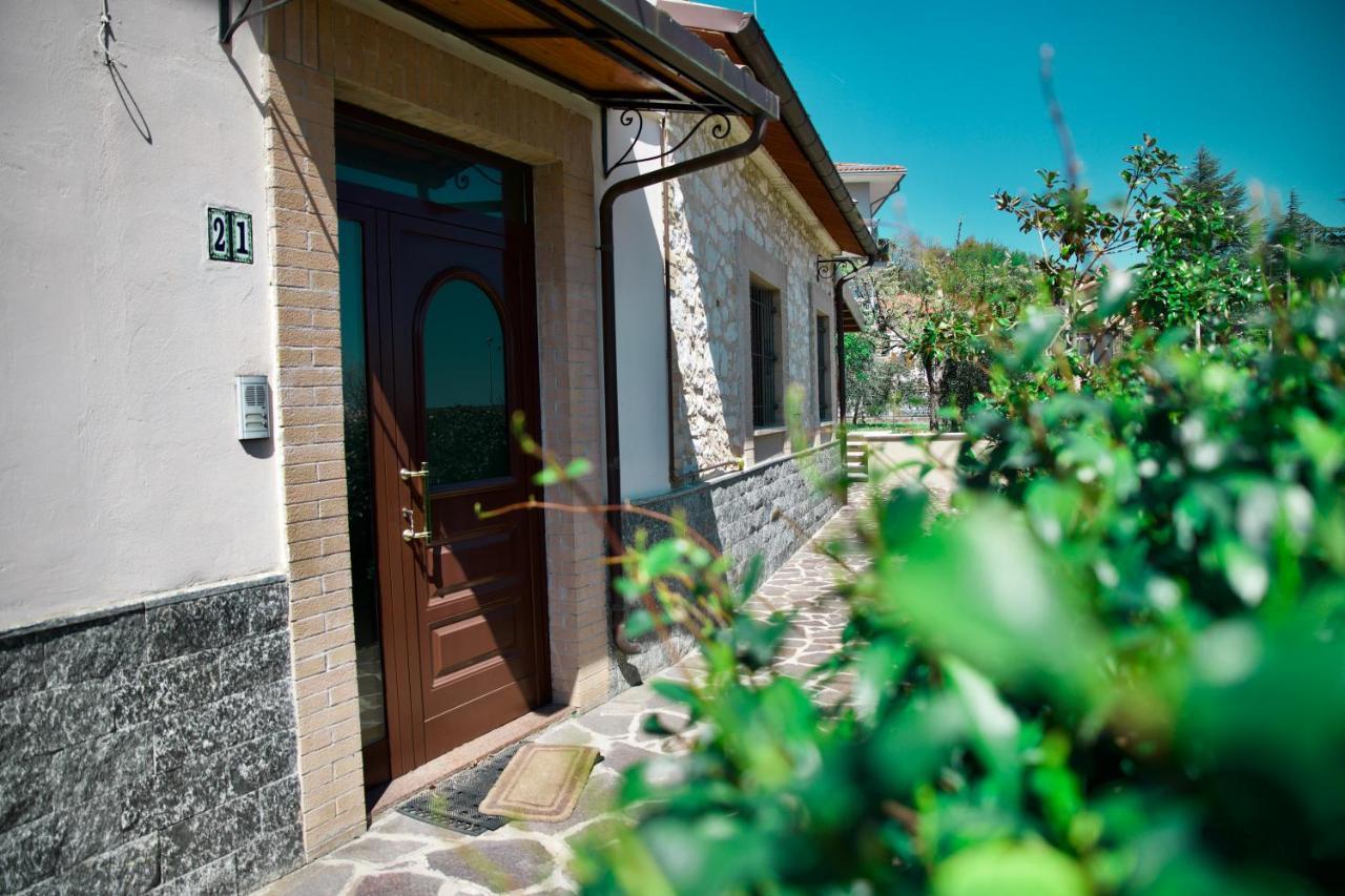 Bed and Breakfast La Casa Di Cristina Commino Esterno foto