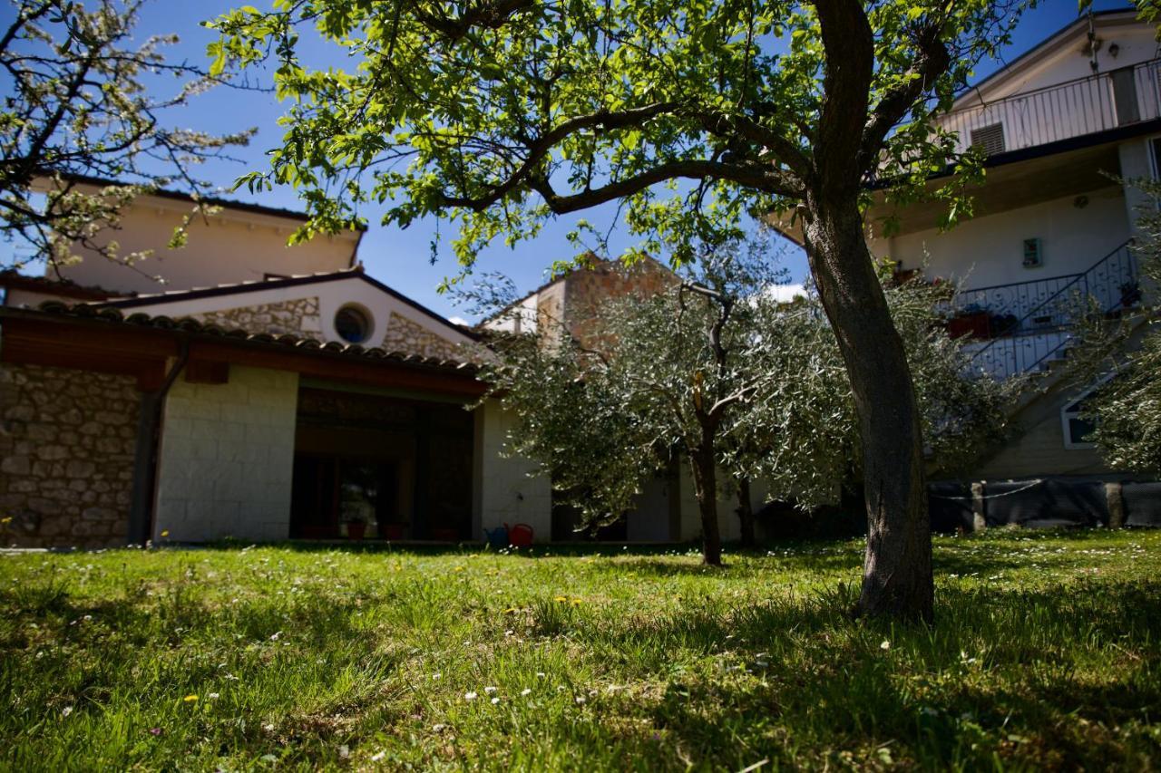 Bed and Breakfast La Casa Di Cristina Commino Esterno foto