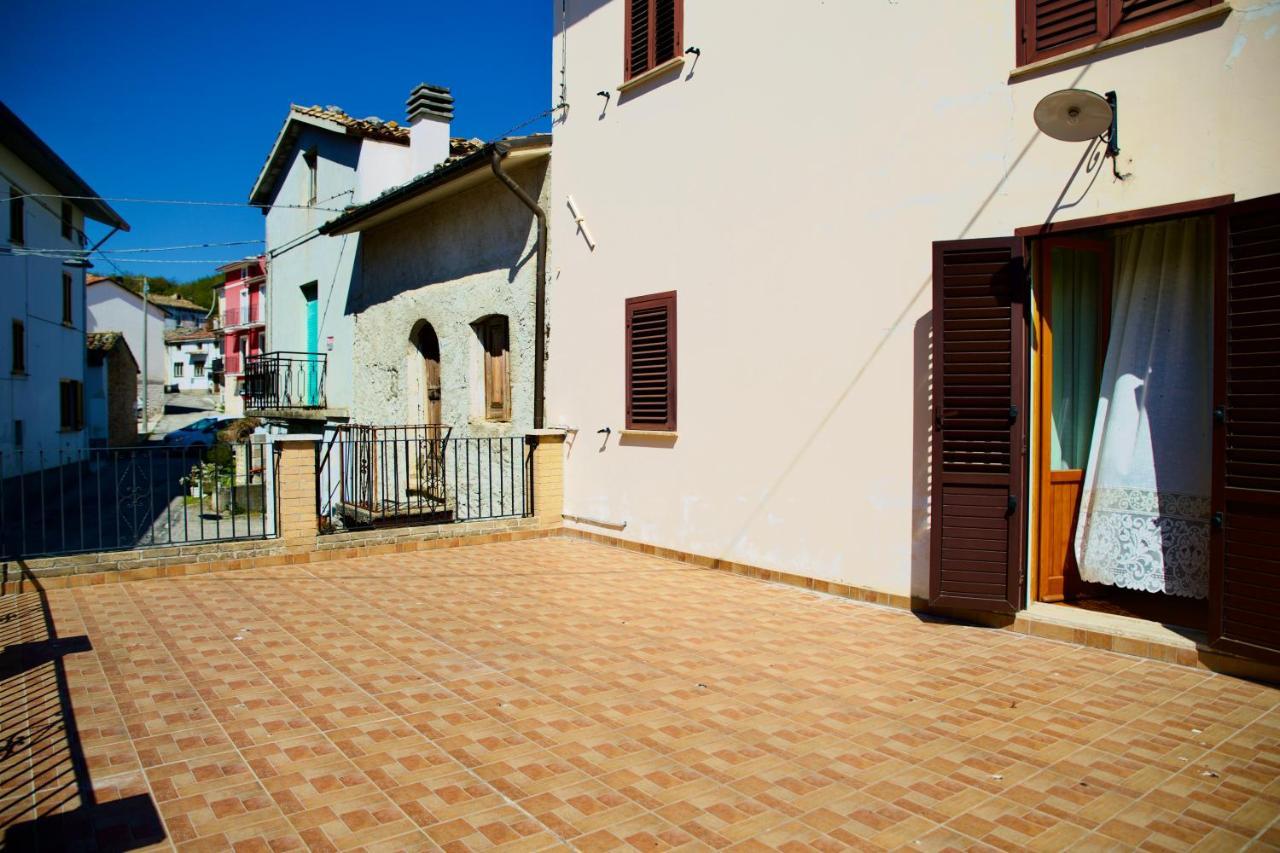 Bed and Breakfast La Casa Di Cristina Commino Esterno foto