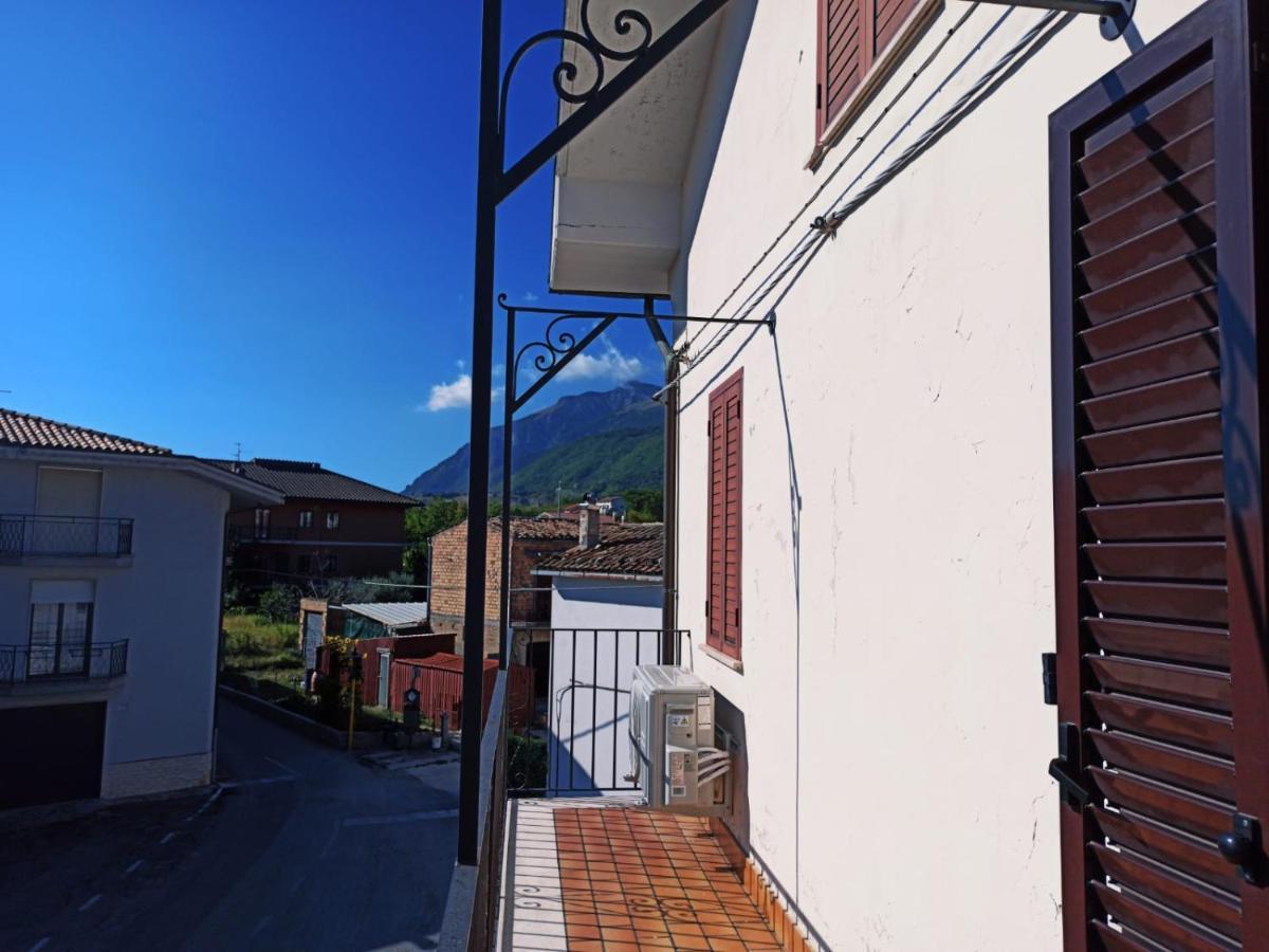 Bed and Breakfast La Casa Di Cristina Commino Esterno foto